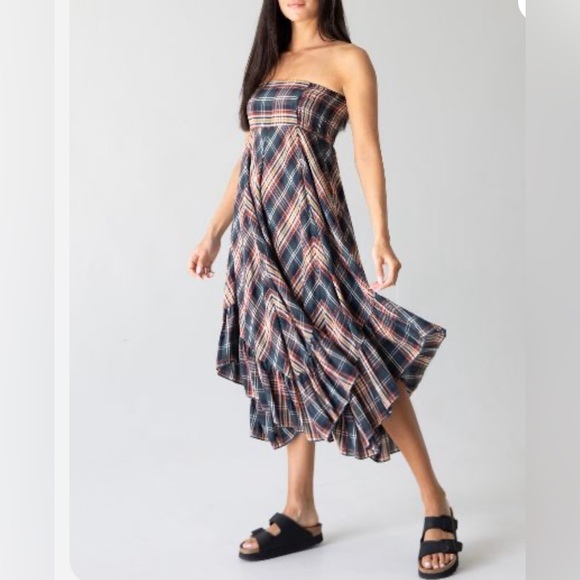 NATURAL LIFE Dresses & Skirts - NWT Natural Life Feelin Alive midi dress/skirt.Tartan plaid.Size XL